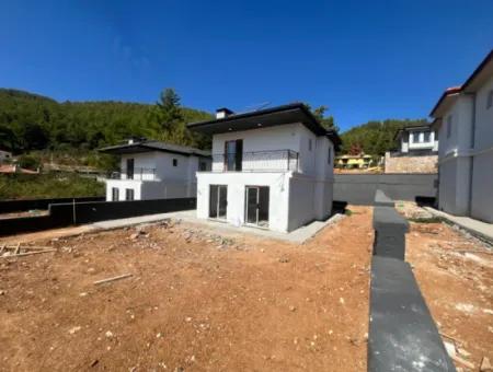 3 Zimmer 3 Bäder 160M2 Villa Mit Waldblick Zum Verkauf In Marmaris Çetibeli Mahallesi 400M2 Grundstück Mit Freistehendem Pool