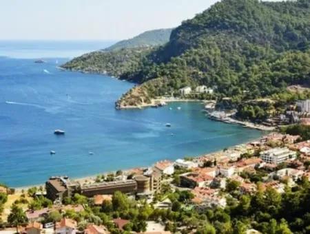 3200M2 Grundstück Mit Meerblick Zum Verkauf, Geeignet Für Den Bau Von 6 Villen In Der Bucht Von Turunc In Marmaris