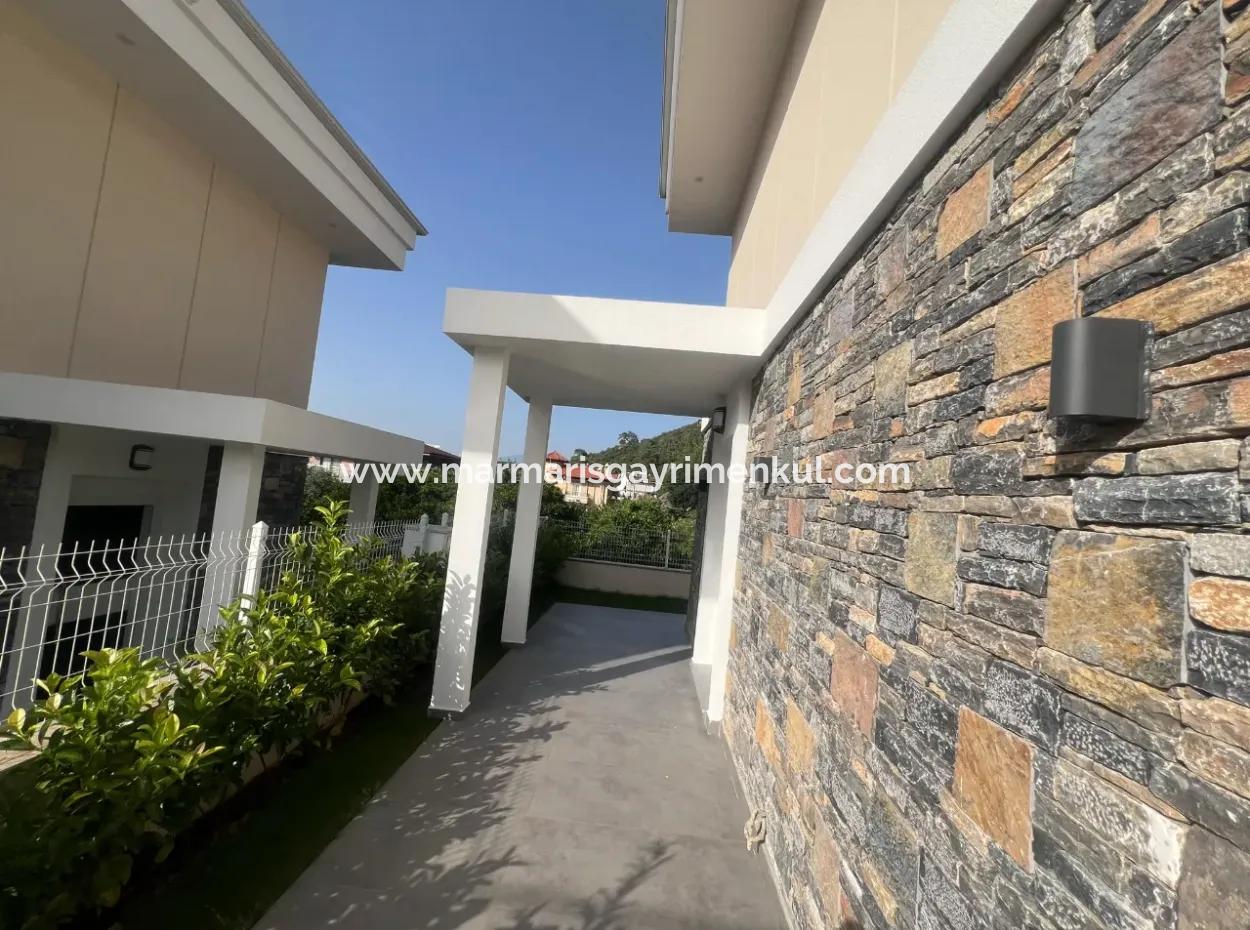 New Building With Detached Swimming Pool Close To The Sea In Icmeler Neighborhood Of Marmaris District 3 Rooms 1 Living Room 3 Bathrooms 200M2 Ultra Luxury Villa For Sale On A Plot Of 350M2