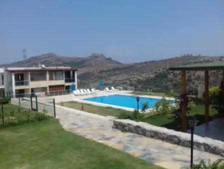 Ground Floor, Private Entrance, In A Complex With A Pool, 5 Minutes From Türkbükü.